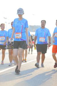 BIB: 367, 9554, 8356
                            <button type="button" onclick="openModal(3171125)" class="btn btn-primary btn-sm float-right btn-popup" data-toggle="modal" data-target=".modal-high-quality">
                        <i class="fas fa-shopping-cart"></i> Add to Cart
                    </button>
                                            <button type="button" onclick="isThisMe(3171125, true)" class="btn btn-success btn-sm float-right btn-popup btn-isme hidden" data-toggle="tooltip" data-placement="bottom" title="นี่คือรูปของคุณใช่ไหม คลิกที่นี่เพื่อเอาเข้าอัลบั้ม">
                        <i class="fas fa-plus"></i> Add to album
                    </button>
                    <button type="button" onclick="isThisMe(3171125, false)" class="btn btn-warning btn-sm float-right btn-popup btn-isnotme hidden">
                        <i class="fas fa-ban"></i> Remove from album
                    </button>