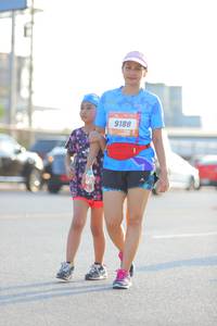 BIB: 9188
                            <button type="button" onclick="openModal(3169574)" class="btn btn-primary btn-sm float-right btn-popup" data-toggle="modal" data-target=".modal-high-quality">
                        <i class="fas fa-shopping-cart"></i> Add to Cart
                    </button>
                                            <button type="button" onclick="isThisMe(3169574, true)" class="btn btn-success btn-sm float-right btn-popup btn-isme hidden" data-toggle="tooltip" data-placement="bottom" title="นี่คือรูปของคุณใช่ไหม คลิกที่นี่เพื่อเอาเข้าอัลบั้ม">
                        <i class="fas fa-plus"></i> Add to album
                    </button>
                    <button type="button" onclick="isThisMe(3169574, false)" class="btn btn-warning btn-sm float-right btn-popup btn-isnotme hidden">
                        <i class="fas fa-ban"></i> Remove from album
                    </button>