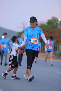 BIB: 9919
                            <button type="button" onclick="openModal(3235291)" class="btn btn-primary btn-sm float-right btn-popup" data-toggle="modal" data-target=".modal-high-quality">
                        <i class="fas fa-shopping-cart"></i> Add to Cart
                    </button>
                                            <button type="button" onclick="isThisMe(3235291, true)" class="btn btn-success btn-sm float-right btn-popup btn-isme hidden" data-toggle="tooltip" data-placement="bottom" title="นี่คือรูปของคุณใช่ไหม คลิกที่นี่เพื่อเอาเข้าอัลบั้ม">
                        <i class="fas fa-plus"></i> Add to album
                    </button>
                    <button type="button" onclick="isThisMe(3235291, false)" class="btn btn-warning btn-sm float-right btn-popup btn-isnotme hidden">
                        <i class="fas fa-ban"></i> Remove from album
                    </button>