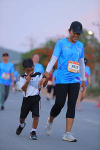 BIB: 9919
                            <button type="button" onclick="openModal(3235336)" class="btn btn-primary btn-sm float-right btn-popup" data-toggle="modal" data-target=".modal-high-quality">
                        <i class="fas fa-shopping-cart"></i> Add to Cart
                    </button>
                                            <button type="button" onclick="isThisMe(3235336, true)" class="btn btn-success btn-sm float-right btn-popup btn-isme hidden" data-toggle="tooltip" data-placement="bottom" title="นี่คือรูปของคุณใช่ไหม คลิกที่นี่เพื่อเอาเข้าอัลบั้ม">
                        <i class="fas fa-plus"></i> Add to album
                    </button>
                    <button type="button" onclick="isThisMe(3235336, false)" class="btn btn-warning btn-sm float-right btn-popup btn-isnotme hidden">
                        <i class="fas fa-ban"></i> Remove from album
                    </button>