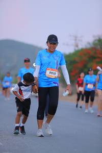 BIB: 9919
                            <button type="button" onclick="openModal(3235305)" class="btn btn-primary btn-sm float-right btn-popup" data-toggle="modal" data-target=".modal-high-quality">
                        <i class="fas fa-shopping-cart"></i> Add to Cart
                    </button>
                                            <button type="button" onclick="isThisMe(3235305, true)" class="btn btn-success btn-sm float-right btn-popup btn-isme hidden" data-toggle="tooltip" data-placement="bottom" title="นี่คือรูปของคุณใช่ไหม คลิกที่นี่เพื่อเอาเข้าอัลบั้ม">
                        <i class="fas fa-plus"></i> Add to album
                    </button>
                    <button type="button" onclick="isThisMe(3235305, false)" class="btn btn-warning btn-sm float-right btn-popup btn-isnotme hidden">
                        <i class="fas fa-ban"></i> Remove from album
                    </button>