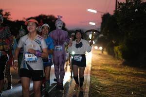 BIB: 6807, 647, 6794
                            <button type="button" onclick="openModal(3242540)" class="btn btn-primary btn-sm float-right btn-popup" data-toggle="modal" data-target=".modal-high-quality">
                        <i class="fas fa-shopping-cart"></i> Add to Cart
                    </button>
                                            <button type="button" onclick="isThisMe(3242540, true)" class="btn btn-success btn-sm float-right btn-popup btn-isme hidden" data-toggle="tooltip" data-placement="bottom" title="นี่คือรูปของคุณใช่ไหม คลิกที่นี่เพื่อเอาเข้าอัลบั้ม">
                        <i class="fas fa-plus"></i> Add to album
                    </button>
                    <button type="button" onclick="isThisMe(3242540, false)" class="btn btn-warning btn-sm float-right btn-popup btn-isnotme hidden">
                        <i class="fas fa-ban"></i> Remove from album
                    </button>