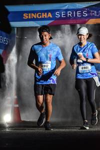 BIB: 912, 6901
                            <button type="button" onclick="openModal(3121922)" class="btn btn-primary btn-sm float-right btn-popup" data-toggle="modal" data-target=".modal-high-quality">
                        <i class="fas fa-shopping-cart"></i> Add to Cart
                    </button>
                                            <button type="button" onclick="isThisMe(3121922, true)" class="btn btn-success btn-sm float-right btn-popup btn-isme hidden" data-toggle="tooltip" data-placement="bottom" title="นี่คือรูปของคุณใช่ไหม คลิกที่นี่เพื่อเอาเข้าอัลบั้ม">
                        <i class="fas fa-plus"></i> Add to album
                    </button>
                    <button type="button" onclick="isThisMe(3121922, false)" class="btn btn-warning btn-sm float-right btn-popup btn-isnotme hidden">
                        <i class="fas fa-ban"></i> Remove from album
                    </button>