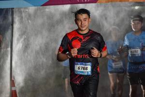 BIB: 392, 6766
                            <button type="button" onclick="openModal(3130120)" class="btn btn-primary btn-sm float-right btn-popup" data-toggle="modal" data-target=".modal-high-quality">
                        <i class="fas fa-shopping-cart"></i> Add to Cart
                    </button>
                                            <button type="button" onclick="isThisMe(3130120, true)" class="btn btn-success btn-sm float-right btn-popup btn-isme hidden" data-toggle="tooltip" data-placement="bottom" title="นี่คือรูปของคุณใช่ไหม คลิกที่นี่เพื่อเอาเข้าอัลบั้ม">
                        <i class="fas fa-plus"></i> Add to album
                    </button>
                    <button type="button" onclick="isThisMe(3130120, false)" class="btn btn-warning btn-sm float-right btn-popup btn-isnotme hidden">
                        <i class="fas fa-ban"></i> Remove from album
                    </button>