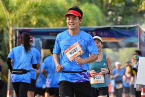 BIB: 9537, 9533
                            <button type="button" onclick="openModal(3091449)" class="btn btn-primary btn-sm float-right btn-popup" data-toggle="modal" data-target=".modal-high-quality">
                        <i class="fas fa-shopping-cart"></i> Add to Cart
                    </button>
                                            <button type="button" onclick="isThisMe(3091449, true)" class="btn btn-success btn-sm float-right btn-popup btn-isme hidden" data-toggle="tooltip" data-placement="bottom" title="นี่คือรูปของคุณใช่ไหม คลิกที่นี่เพื่อเอาเข้าอัลบั้ม">
                        <i class="fas fa-plus"></i> Add to album
                    </button>
                    <button type="button" onclick="isThisMe(3091449, false)" class="btn btn-warning btn-sm float-right btn-popup btn-isnotme hidden">
                        <i class="fas fa-ban"></i> Remove from album
                    </button>