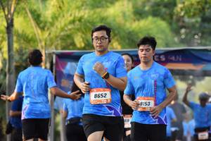 BIB: 8652, 153
                            <button type="button" onclick="openModal(3091531)" class="btn btn-primary btn-sm float-right btn-popup" data-toggle="modal" data-target=".modal-high-quality">
                        <i class="fas fa-shopping-cart"></i> Add to Cart
                    </button>
                                            <button type="button" onclick="isThisMe(3091531, true)" class="btn btn-success btn-sm float-right btn-popup btn-isme hidden" data-toggle="tooltip" data-placement="bottom" title="นี่คือรูปของคุณใช่ไหม คลิกที่นี่เพื่อเอาเข้าอัลบั้ม">
                        <i class="fas fa-plus"></i> Add to album
                    </button>
                    <button type="button" onclick="isThisMe(3091531, false)" class="btn btn-warning btn-sm float-right btn-popup btn-isnotme hidden">
                        <i class="fas fa-ban"></i> Remove from album
                    </button>