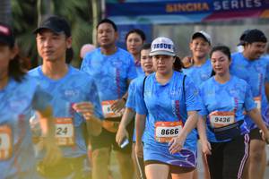BIB: 9436, 8666
                            <button type="button" onclick="openModal(3101693)" class="btn btn-primary btn-sm float-right btn-popup" data-toggle="modal" data-target=".modal-high-quality">
                        <i class="fas fa-shopping-cart"></i> Add to Cart
                    </button>
                                            <button type="button" onclick="isThisMe(3101693, true)" class="btn btn-success btn-sm float-right btn-popup btn-isme hidden" data-toggle="tooltip" data-placement="bottom" title="นี่คือรูปของคุณใช่ไหม คลิกที่นี่เพื่อเอาเข้าอัลบั้ม">
                        <i class="fas fa-plus"></i> Add to album
                    </button>
                    <button type="button" onclick="isThisMe(3101693, false)" class="btn btn-warning btn-sm float-right btn-popup btn-isnotme hidden">
                        <i class="fas fa-ban"></i> Remove from album
                    </button>