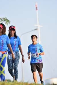 BIB: 6282
                            <button type="button" onclick="openModal(3090269)" class="btn btn-primary btn-sm float-right btn-popup" data-toggle="modal" data-target=".modal-high-quality">
                        <i class="fas fa-shopping-cart"></i> Add to Cart
                    </button>
                                            <button type="button" onclick="isThisMe(3090269, true)" class="btn btn-success btn-sm float-right btn-popup btn-isme hidden" data-toggle="tooltip" data-placement="bottom" title="นี่คือรูปของคุณใช่ไหม คลิกที่นี่เพื่อเอาเข้าอัลบั้ม">
                        <i class="fas fa-plus"></i> Add to album
                    </button>
                    <button type="button" onclick="isThisMe(3090269, false)" class="btn btn-warning btn-sm float-right btn-popup btn-isnotme hidden">
                        <i class="fas fa-ban"></i> Remove from album
                    </button>