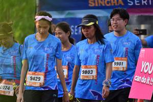 BIB: 9901, 9803, 9429, 074
                            <button type="button" onclick="openModal(3101393)" class="btn btn-primary btn-sm float-right btn-popup" data-toggle="modal" data-target=".modal-high-quality">
                        <i class="fas fa-shopping-cart"></i> Add to Cart
                    </button>
                                            <button type="button" onclick="isThisMe(3101393, true)" class="btn btn-success btn-sm float-right btn-popup btn-isme hidden" data-toggle="tooltip" data-placement="bottom" title="นี่คือรูปของคุณใช่ไหม คลิกที่นี่เพื่อเอาเข้าอัลบั้ม">
                        <i class="fas fa-plus"></i> Add to album
                    </button>
                    <button type="button" onclick="isThisMe(3101393, false)" class="btn btn-warning btn-sm float-right btn-popup btn-isnotme hidden">
                        <i class="fas fa-ban"></i> Remove from album
                    </button>