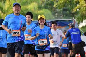 BIB: 9453, 9454
                            <button type="button" onclick="openModal(3091999)" class="btn btn-primary btn-sm float-right btn-popup" data-toggle="modal" data-target=".modal-high-quality">
                        <i class="fas fa-shopping-cart"></i> Add to Cart
                    </button>
                                            <button type="button" onclick="isThisMe(3091999, true)" class="btn btn-success btn-sm float-right btn-popup btn-isme hidden" data-toggle="tooltip" data-placement="bottom" title="นี่คือรูปของคุณใช่ไหม คลิกที่นี่เพื่อเอาเข้าอัลบั้ม">
                        <i class="fas fa-plus"></i> Add to album
                    </button>
                    <button type="button" onclick="isThisMe(3091999, false)" class="btn btn-warning btn-sm float-right btn-popup btn-isnotme hidden">
                        <i class="fas fa-ban"></i> Remove from album
                    </button>