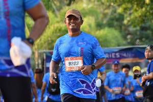 BIB: 9203, 
                            <button type="button" onclick="openModal(3091988)" class="btn btn-primary btn-sm float-right btn-popup" data-toggle="modal" data-target=".modal-high-quality">
                        <i class="fas fa-shopping-cart"></i> Add to Cart
                    </button>
                                            <button type="button" onclick="isThisMe(3091988, true)" class="btn btn-success btn-sm float-right btn-popup btn-isme hidden" data-toggle="tooltip" data-placement="bottom" title="นี่คือรูปของคุณใช่ไหม คลิกที่นี่เพื่อเอาเข้าอัลบั้ม">
                        <i class="fas fa-plus"></i> Add to album
                    </button>
                    <button type="button" onclick="isThisMe(3091988, false)" class="btn btn-warning btn-sm float-right btn-popup btn-isnotme hidden">
                        <i class="fas fa-ban"></i> Remove from album
                    </button>