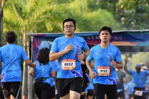 BIB: 8652
                            <button type="button" onclick="openModal(3091542)" class="btn btn-primary btn-sm float-right btn-popup" data-toggle="modal" data-target=".modal-high-quality">
                        <i class="fas fa-shopping-cart"></i> Add to Cart
                    </button>
                                            <button type="button" onclick="isThisMe(3091542, true)" class="btn btn-success btn-sm float-right btn-popup btn-isme hidden" data-toggle="tooltip" data-placement="bottom" title="นี่คือรูปของคุณใช่ไหม คลิกที่นี่เพื่อเอาเข้าอัลบั้ม">
                        <i class="fas fa-plus"></i> Add to album
                    </button>
                    <button type="button" onclick="isThisMe(3091542, false)" class="btn btn-warning btn-sm float-right btn-popup btn-isnotme hidden">
                        <i class="fas fa-ban"></i> Remove from album
                    </button>