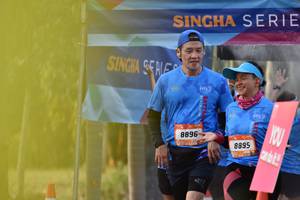 BIB: 8896, 8895
                            <button type="button" onclick="openModal(3100926)" class="btn btn-primary btn-sm float-right btn-popup" data-toggle="modal" data-target=".modal-high-quality">
                        <i class="fas fa-shopping-cart"></i> Add to Cart
                    </button>
                                            <button type="button" onclick="isThisMe(3100926, true)" class="btn btn-success btn-sm float-right btn-popup btn-isme hidden" data-toggle="tooltip" data-placement="bottom" title="นี่คือรูปของคุณใช่ไหม คลิกที่นี่เพื่อเอาเข้าอัลบั้ม">
                        <i class="fas fa-plus"></i> Add to album
                    </button>
                    <button type="button" onclick="isThisMe(3100926, false)" class="btn btn-warning btn-sm float-right btn-popup btn-isnotme hidden">
                        <i class="fas fa-ban"></i> Remove from album
                    </button>