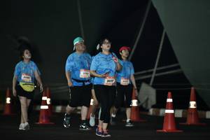 BIB: 9183, 8088, 8039
                            <button type="button" onclick="openModal(3210654)" class="btn btn-primary btn-sm float-right btn-popup" data-toggle="modal" data-target=".modal-high-quality">
                        <i class="fas fa-shopping-cart"></i> Add to Cart
                    </button>
                                            <button type="button" onclick="isThisMe(3210654, true)" class="btn btn-success btn-sm float-right btn-popup btn-isme hidden" data-toggle="tooltip" data-placement="bottom" title="นี่คือรูปของคุณใช่ไหม คลิกที่นี่เพื่อเอาเข้าอัลบั้ม">
                        <i class="fas fa-plus"></i> Add to album
                    </button>
                    <button type="button" onclick="isThisMe(3210654, false)" class="btn btn-warning btn-sm float-right btn-popup btn-isnotme hidden">
                        <i class="fas fa-ban"></i> Remove from album
                    </button>