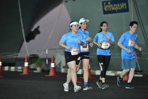 BIB: 9568, 9419
                            <button type="button" onclick="openModal(3208905)" class="btn btn-primary btn-sm float-right btn-popup" data-toggle="modal" data-target=".modal-high-quality">
                        <i class="fas fa-shopping-cart"></i> Add to Cart
                    </button>
                                            <button type="button" onclick="isThisMe(3208905, true)" class="btn btn-success btn-sm float-right btn-popup btn-isme hidden" data-toggle="tooltip" data-placement="bottom" title="นี่คือรูปของคุณใช่ไหม คลิกที่นี่เพื่อเอาเข้าอัลบั้ม">
                        <i class="fas fa-plus"></i> Add to album
                    </button>
                    <button type="button" onclick="isThisMe(3208905, false)" class="btn btn-warning btn-sm float-right btn-popup btn-isnotme hidden">
                        <i class="fas fa-ban"></i> Remove from album
                    </button>