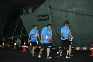 BIB: 9356
                            <button type="button" onclick="openModal(3210156)" class="btn btn-primary btn-sm float-right btn-popup" data-toggle="modal" data-target=".modal-high-quality">
                        <i class="fas fa-shopping-cart"></i> Add to Cart
                    </button>
                                            <button type="button" onclick="isThisMe(3210156, true)" class="btn btn-success btn-sm float-right btn-popup btn-isme hidden" data-toggle="tooltip" data-placement="bottom" title="นี่คือรูปของคุณใช่ไหม คลิกที่นี่เพื่อเอาเข้าอัลบั้ม">
                        <i class="fas fa-plus"></i> Add to album
                    </button>
                    <button type="button" onclick="isThisMe(3210156, false)" class="btn btn-warning btn-sm float-right btn-popup btn-isnotme hidden">
                        <i class="fas fa-ban"></i> Remove from album
                    </button>