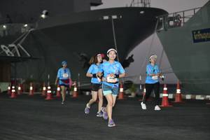 BIB: 
                            <button type="button" onclick="openModal(3209071)" class="btn btn-primary btn-sm float-right btn-popup" data-toggle="modal" data-target=".modal-high-quality">
                        <i class="fas fa-shopping-cart"></i> Add to Cart
                    </button>
                                            <button type="button" onclick="isThisMe(3209071, true)" class="btn btn-success btn-sm float-right btn-popup btn-isme hidden" data-toggle="tooltip" data-placement="bottom" title="นี่คือรูปของคุณใช่ไหม คลิกที่นี่เพื่อเอาเข้าอัลบั้ม">
                        <i class="fas fa-plus"></i> Add to album
                    </button>
                    <button type="button" onclick="isThisMe(3209071, false)" class="btn btn-warning btn-sm float-right btn-popup btn-isnotme hidden">
                        <i class="fas fa-ban"></i> Remove from album
                    </button>