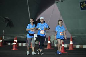 BIB: 019, 894
                            <button type="button" onclick="openModal(3209028)" class="btn btn-primary btn-sm float-right btn-popup" data-toggle="modal" data-target=".modal-high-quality">
                        <i class="fas fa-shopping-cart"></i> Add to Cart
                    </button>
                                            <button type="button" onclick="isThisMe(3209028, true)" class="btn btn-success btn-sm float-right btn-popup btn-isme hidden" data-toggle="tooltip" data-placement="bottom" title="นี่คือรูปของคุณใช่ไหม คลิกที่นี่เพื่อเอาเข้าอัลบั้ม">
                        <i class="fas fa-plus"></i> Add to album
                    </button>
                    <button type="button" onclick="isThisMe(3209028, false)" class="btn btn-warning btn-sm float-right btn-popup btn-isnotme hidden">
                        <i class="fas fa-ban"></i> Remove from album
                    </button>