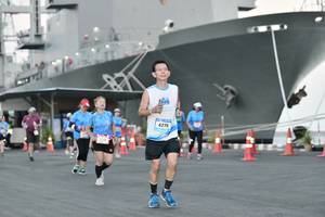 BIB: 5275
                            <button type="button" onclick="openModal(3518937)" class="btn btn-primary btn-sm float-right btn-popup" data-toggle="modal" data-target=".modal-high-quality">
                        <i class="fas fa-shopping-cart"></i> Add to Cart
                    </button>
                                            <button type="button" onclick="isThisMe(3518937, true)" class="btn btn-success btn-sm float-right btn-popup btn-isme hidden" data-toggle="tooltip" data-placement="bottom" title="นี่คือรูปของคุณใช่ไหม คลิกที่นี่เพื่อเอาเข้าอัลบั้ม">
                        <i class="fas fa-plus"></i> Add to album
                    </button>
                    <button type="button" onclick="isThisMe(3518937, false)" class="btn btn-warning btn-sm float-right btn-popup btn-isnotme hidden">
                        <i class="fas fa-ban"></i> Remove from album
                    </button>