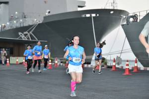 BIB: 6040
                            <button type="button" onclick="openModal(3518957)" class="btn btn-primary btn-sm float-right btn-popup" data-toggle="modal" data-target=".modal-high-quality">
                        <i class="fas fa-shopping-cart"></i> Add to Cart
                    </button>
                                            <button type="button" onclick="isThisMe(3518957, true)" class="btn btn-success btn-sm float-right btn-popup btn-isme hidden" data-toggle="tooltip" data-placement="bottom" title="นี่คือรูปของคุณใช่ไหม คลิกที่นี่เพื่อเอาเข้าอัลบั้ม">
                        <i class="fas fa-plus"></i> Add to album
                    </button>
                    <button type="button" onclick="isThisMe(3518957, false)" class="btn btn-warning btn-sm float-right btn-popup btn-isnotme hidden">
                        <i class="fas fa-ban"></i> Remove from album
                    </button>