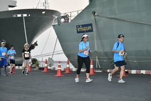 BIB: 
                            <button type="button" onclick="openModal(3518971)" class="btn btn-primary btn-sm float-right btn-popup" data-toggle="modal" data-target=".modal-high-quality">
                        <i class="fas fa-shopping-cart"></i> Add to Cart
                    </button>
                                            <button type="button" onclick="isThisMe(3518971, true)" class="btn btn-success btn-sm float-right btn-popup btn-isme hidden" data-toggle="tooltip" data-placement="bottom" title="นี่คือรูปของคุณใช่ไหม คลิกที่นี่เพื่อเอาเข้าอัลบั้ม">
                        <i class="fas fa-plus"></i> Add to album
                    </button>
                    <button type="button" onclick="isThisMe(3518971, false)" class="btn btn-warning btn-sm float-right btn-popup btn-isnotme hidden">
                        <i class="fas fa-ban"></i> Remove from album
                    </button>