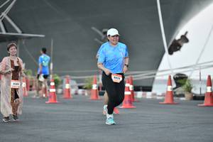 BIB: 
                            <button type="button" onclick="openModal(3518932)" class="btn btn-primary btn-sm float-right btn-popup" data-toggle="modal" data-target=".modal-high-quality">
                        <i class="fas fa-shopping-cart"></i> Add to Cart
                    </button>
                                            <button type="button" onclick="isThisMe(3518932, true)" class="btn btn-success btn-sm float-right btn-popup btn-isme hidden" data-toggle="tooltip" data-placement="bottom" title="นี่คือรูปของคุณใช่ไหม คลิกที่นี่เพื่อเอาเข้าอัลบั้ม">
                        <i class="fas fa-plus"></i> Add to album
                    </button>
                    <button type="button" onclick="isThisMe(3518932, false)" class="btn btn-warning btn-sm float-right btn-popup btn-isnotme hidden">
                        <i class="fas fa-ban"></i> Remove from album
                    </button>