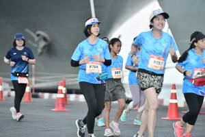 BIB: 9097, 8766, 985
                            <button type="button" onclick="openModal(3518917)" class="btn btn-primary btn-sm float-right btn-popup" data-toggle="modal" data-target=".modal-high-quality">
                        <i class="fas fa-shopping-cart"></i> Add to Cart
                    </button>
                                            <button type="button" onclick="isThisMe(3518917, true)" class="btn btn-success btn-sm float-right btn-popup btn-isme hidden" data-toggle="tooltip" data-placement="bottom" title="นี่คือรูปของคุณใช่ไหม คลิกที่นี่เพื่อเอาเข้าอัลบั้ม">
                        <i class="fas fa-plus"></i> Add to album
                    </button>
                    <button type="button" onclick="isThisMe(3518917, false)" class="btn btn-warning btn-sm float-right btn-popup btn-isnotme hidden">
                        <i class="fas fa-ban"></i> Remove from album
                    </button>