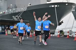 BIB: 
                            <button type="button" onclick="openModal(3518977)" class="btn btn-primary btn-sm float-right btn-popup" data-toggle="modal" data-target=".modal-high-quality">
                        <i class="fas fa-shopping-cart"></i> Add to Cart
                    </button>
                                            <button type="button" onclick="isThisMe(3518977, true)" class="btn btn-success btn-sm float-right btn-popup btn-isme hidden" data-toggle="tooltip" data-placement="bottom" title="นี่คือรูปของคุณใช่ไหม คลิกที่นี่เพื่อเอาเข้าอัลบั้ม">
                        <i class="fas fa-plus"></i> Add to album
                    </button>
                    <button type="button" onclick="isThisMe(3518977, false)" class="btn btn-warning btn-sm float-right btn-popup btn-isnotme hidden">
                        <i class="fas fa-ban"></i> Remove from album
                    </button>