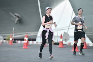 BIB: 9907, 9100
                            <button type="button" onclick="openModal(3518911)" class="btn btn-primary btn-sm float-right btn-popup" data-toggle="modal" data-target=".modal-high-quality">
                        <i class="fas fa-shopping-cart"></i> Add to Cart
                    </button>
                                            <button type="button" onclick="isThisMe(3518911, true)" class="btn btn-success btn-sm float-right btn-popup btn-isme hidden" data-toggle="tooltip" data-placement="bottom" title="นี่คือรูปของคุณใช่ไหม คลิกที่นี่เพื่อเอาเข้าอัลบั้ม">
                        <i class="fas fa-plus"></i> Add to album
                    </button>
                    <button type="button" onclick="isThisMe(3518911, false)" class="btn btn-warning btn-sm float-right btn-popup btn-isnotme hidden">
                        <i class="fas fa-ban"></i> Remove from album
                    </button>