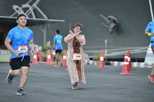 BIB: 8655, 9580
                            <button type="button" onclick="openModal(3518933)" class="btn btn-primary btn-sm float-right btn-popup" data-toggle="modal" data-target=".modal-high-quality">
                        <i class="fas fa-shopping-cart"></i> Add to Cart
                    </button>
                                            <button type="button" onclick="isThisMe(3518933, true)" class="btn btn-success btn-sm float-right btn-popup btn-isme hidden" data-toggle="tooltip" data-placement="bottom" title="นี่คือรูปของคุณใช่ไหม คลิกที่นี่เพื่อเอาเข้าอัลบั้ม">
                        <i class="fas fa-plus"></i> Add to album
                    </button>
                    <button type="button" onclick="isThisMe(3518933, false)" class="btn btn-warning btn-sm float-right btn-popup btn-isnotme hidden">
                        <i class="fas fa-ban"></i> Remove from album
                    </button>