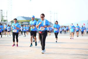 BIB: 9316
                            <button type="button" onclick="openModal(3158944)" class="btn btn-primary btn-sm float-right btn-popup" data-toggle="modal" data-target=".modal-high-quality">
                        <i class="fas fa-shopping-cart"></i> Add to Cart
                    </button>
                                            <button type="button" onclick="isThisMe(3158944, true)" class="btn btn-success btn-sm float-right btn-popup btn-isme hidden" data-toggle="tooltip" data-placement="bottom" title="นี่คือรูปของคุณใช่ไหม คลิกที่นี่เพื่อเอาเข้าอัลบั้ม">
                        <i class="fas fa-plus"></i> Add to album
                    </button>
                    <button type="button" onclick="isThisMe(3158944, false)" class="btn btn-warning btn-sm float-right btn-popup btn-isnotme hidden">
                        <i class="fas fa-ban"></i> Remove from album
                    </button>