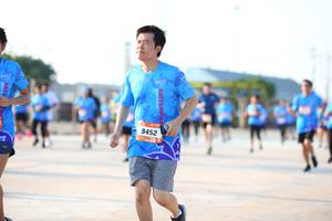 BIB: 9452
                            <button type="button" onclick="openModal(3158445)" class="btn btn-primary btn-sm float-right btn-popup" data-toggle="modal" data-target=".modal-high-quality">
                        <i class="fas fa-shopping-cart"></i> Add to Cart
                    </button>
                                            <button type="button" onclick="isThisMe(3158445, true)" class="btn btn-success btn-sm float-right btn-popup btn-isme hidden" data-toggle="tooltip" data-placement="bottom" title="นี่คือรูปของคุณใช่ไหม คลิกที่นี่เพื่อเอาเข้าอัลบั้ม">
                        <i class="fas fa-plus"></i> Add to album
                    </button>
                    <button type="button" onclick="isThisMe(3158445, false)" class="btn btn-warning btn-sm float-right btn-popup btn-isnotme hidden">
                        <i class="fas fa-ban"></i> Remove from album
                    </button>