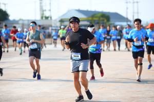 BIB: 628
                            <button type="button" onclick="openModal(3111077)" class="btn btn-primary btn-sm float-right btn-popup" data-toggle="modal" data-target=".modal-high-quality">
                        <i class="fas fa-shopping-cart"></i> Add to Cart
                    </button>
                                            <button type="button" onclick="isThisMe(3111077, true)" class="btn btn-success btn-sm float-right btn-popup btn-isme hidden" data-toggle="tooltip" data-placement="bottom" title="นี่คือรูปของคุณใช่ไหม คลิกที่นี่เพื่อเอาเข้าอัลบั้ม">
                        <i class="fas fa-plus"></i> Add to album
                    </button>
                    <button type="button" onclick="isThisMe(3111077, false)" class="btn btn-warning btn-sm float-right btn-popup btn-isnotme hidden">
                        <i class="fas fa-ban"></i> Remove from album
                    </button>