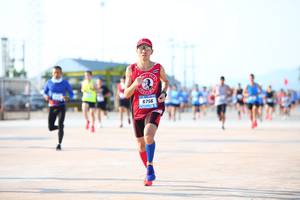 BIB: 6756
                            <button type="button" onclick="openModal(3098108)" class="btn btn-primary btn-sm float-right btn-popup" data-toggle="modal" data-target=".modal-high-quality">
                        <i class="fas fa-shopping-cart"></i> Add to Cart
                    </button>
                                            <button type="button" onclick="isThisMe(3098108, true)" class="btn btn-success btn-sm float-right btn-popup btn-isme hidden" data-toggle="tooltip" data-placement="bottom" title="นี่คือรูปของคุณใช่ไหม คลิกที่นี่เพื่อเอาเข้าอัลบั้ม">
                        <i class="fas fa-plus"></i> Add to album
                    </button>
                    <button type="button" onclick="isThisMe(3098108, false)" class="btn btn-warning btn-sm float-right btn-popup btn-isnotme hidden">
                        <i class="fas fa-ban"></i> Remove from album
                    </button>