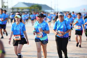 BIB: 817, 9023, 8993
                            <button type="button" onclick="openModal(3157872)" class="btn btn-primary btn-sm float-right btn-popup" data-toggle="modal" data-target=".modal-high-quality">
                        <i class="fas fa-shopping-cart"></i> Add to Cart
                    </button>
                                            <button type="button" onclick="isThisMe(3157872, true)" class="btn btn-success btn-sm float-right btn-popup btn-isme hidden" data-toggle="tooltip" data-placement="bottom" title="นี่คือรูปของคุณใช่ไหม คลิกที่นี่เพื่อเอาเข้าอัลบั้ม">
                        <i class="fas fa-plus"></i> Add to album
                    </button>
                    <button type="button" onclick="isThisMe(3157872, false)" class="btn btn-warning btn-sm float-right btn-popup btn-isnotme hidden">
                        <i class="fas fa-ban"></i> Remove from album
                    </button>