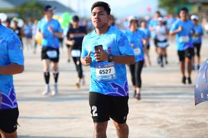 BIB: 6527
                            <button type="button" onclick="openModal(3109701)" class="btn btn-primary btn-sm float-right btn-popup" data-toggle="modal" data-target=".modal-high-quality">
                        <i class="fas fa-shopping-cart"></i> Add to Cart
                    </button>
                                            <button type="button" onclick="isThisMe(3109701, true)" class="btn btn-success btn-sm float-right btn-popup btn-isme hidden" data-toggle="tooltip" data-placement="bottom" title="นี่คือรูปของคุณใช่ไหม คลิกที่นี่เพื่อเอาเข้าอัลบั้ม">
                        <i class="fas fa-plus"></i> Add to album
                    </button>
                    <button type="button" onclick="isThisMe(3109701, false)" class="btn btn-warning btn-sm float-right btn-popup btn-isnotme hidden">
                        <i class="fas fa-ban"></i> Remove from album
                    </button>