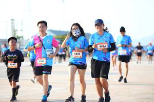 BIB: 8834, 8835, 941, 9540, 
                            <button type="button" onclick="openModal(3158564)" class="btn btn-primary btn-sm float-right btn-popup" data-toggle="modal" data-target=".modal-high-quality">
                        <i class="fas fa-shopping-cart"></i> Add to Cart
                    </button>
                                            <button type="button" onclick="isThisMe(3158564, true)" class="btn btn-success btn-sm float-right btn-popup btn-isme hidden" data-toggle="tooltip" data-placement="bottom" title="นี่คือรูปของคุณใช่ไหม คลิกที่นี่เพื่อเอาเข้าอัลบั้ม">
                        <i class="fas fa-plus"></i> Add to album
                    </button>
                    <button type="button" onclick="isThisMe(3158564, false)" class="btn btn-warning btn-sm float-right btn-popup btn-isnotme hidden">
                        <i class="fas fa-ban"></i> Remove from album
                    </button>