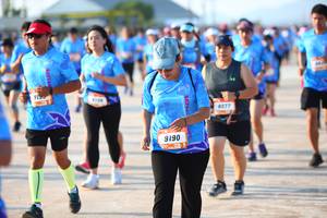 BIB: 8077, 9190, 
                            <button type="button" onclick="openModal(3155183)" class="btn btn-primary btn-sm float-right btn-popup" data-toggle="modal" data-target=".modal-high-quality">
                        <i class="fas fa-shopping-cart"></i> Add to Cart
                    </button>
                                            <button type="button" onclick="isThisMe(3155183, true)" class="btn btn-success btn-sm float-right btn-popup btn-isme hidden" data-toggle="tooltip" data-placement="bottom" title="นี่คือรูปของคุณใช่ไหม คลิกที่นี่เพื่อเอาเข้าอัลบั้ม">
                        <i class="fas fa-plus"></i> Add to album
                    </button>
                    <button type="button" onclick="isThisMe(3155183, false)" class="btn btn-warning btn-sm float-right btn-popup btn-isnotme hidden">
                        <i class="fas fa-ban"></i> Remove from album
                    </button>