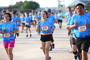 BIB: 8196, 9202, 8654
                            <button type="button" onclick="openModal(3156928)" class="btn btn-primary btn-sm float-right btn-popup" data-toggle="modal" data-target=".modal-high-quality">
                        <i class="fas fa-shopping-cart"></i> Add to Cart
                    </button>
                                            <button type="button" onclick="isThisMe(3156928, true)" class="btn btn-success btn-sm float-right btn-popup btn-isme hidden" data-toggle="tooltip" data-placement="bottom" title="นี่คือรูปของคุณใช่ไหม คลิกที่นี่เพื่อเอาเข้าอัลบั้ม">
                        <i class="fas fa-plus"></i> Add to album
                    </button>
                    <button type="button" onclick="isThisMe(3156928, false)" class="btn btn-warning btn-sm float-right btn-popup btn-isnotme hidden">
                        <i class="fas fa-ban"></i> Remove from album
                    </button>