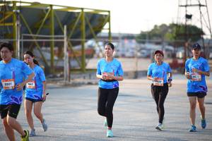 BIB: 9901, 947
                            <button type="button" onclick="openModal(3159839)" class="btn btn-primary btn-sm float-right btn-popup" data-toggle="modal" data-target=".modal-high-quality">
                        <i class="fas fa-shopping-cart"></i> Add to Cart
                    </button>
                                            <button type="button" onclick="isThisMe(3159839, true)" class="btn btn-success btn-sm float-right btn-popup btn-isme hidden" data-toggle="tooltip" data-placement="bottom" title="นี่คือรูปของคุณใช่ไหม คลิกที่นี่เพื่อเอาเข้าอัลบั้ม">
                        <i class="fas fa-plus"></i> Add to album
                    </button>
                    <button type="button" onclick="isThisMe(3159839, false)" class="btn btn-warning btn-sm float-right btn-popup btn-isnotme hidden">
                        <i class="fas fa-ban"></i> Remove from album
                    </button>