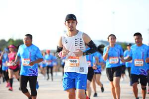 BIB: 9666, 3422, 424
                            <button type="button" onclick="openModal(3154340)" class="btn btn-primary btn-sm float-right btn-popup" data-toggle="modal" data-target=".modal-high-quality">
                        <i class="fas fa-shopping-cart"></i> Add to Cart
                    </button>
                                            <button type="button" onclick="isThisMe(3154340, true)" class="btn btn-success btn-sm float-right btn-popup btn-isme hidden" data-toggle="tooltip" data-placement="bottom" title="นี่คือรูปของคุณใช่ไหม คลิกที่นี่เพื่อเอาเข้าอัลบั้ม">
                        <i class="fas fa-plus"></i> Add to album
                    </button>
                    <button type="button" onclick="isThisMe(3154340, false)" class="btn btn-warning btn-sm float-right btn-popup btn-isnotme hidden">
                        <i class="fas fa-ban"></i> Remove from album
                    </button>