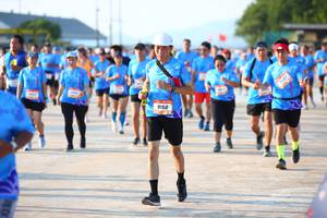 BIB: 9150
                            <button type="button" onclick="openModal(3156442)" class="btn btn-primary btn-sm float-right btn-popup" data-toggle="modal" data-target=".modal-high-quality">
                        <i class="fas fa-shopping-cart"></i> Add to Cart
                    </button>
                                            <button type="button" onclick="isThisMe(3156442, true)" class="btn btn-success btn-sm float-right btn-popup btn-isme hidden" data-toggle="tooltip" data-placement="bottom" title="นี่คือรูปของคุณใช่ไหม คลิกที่นี่เพื่อเอาเข้าอัลบั้ม">
                        <i class="fas fa-plus"></i> Add to album
                    </button>
                    <button type="button" onclick="isThisMe(3156442, false)" class="btn btn-warning btn-sm float-right btn-popup btn-isnotme hidden">
                        <i class="fas fa-ban"></i> Remove from album
                    </button>