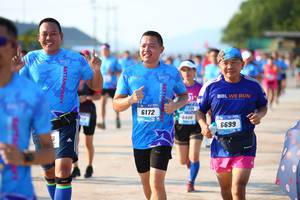 BIB: 6172, 400, 6699
                            <button type="button" onclick="openModal(3102249)" class="btn btn-primary btn-sm float-right btn-popup" data-toggle="modal" data-target=".modal-high-quality">
                        <i class="fas fa-shopping-cart"></i> Add to Cart
                    </button>
                                            <button type="button" onclick="isThisMe(3102249, true)" class="btn btn-success btn-sm float-right btn-popup btn-isme hidden" data-toggle="tooltip" data-placement="bottom" title="นี่คือรูปของคุณใช่ไหม คลิกที่นี่เพื่อเอาเข้าอัลบั้ม">
                        <i class="fas fa-plus"></i> Add to album
                    </button>
                    <button type="button" onclick="isThisMe(3102249, false)" class="btn btn-warning btn-sm float-right btn-popup btn-isnotme hidden">
                        <i class="fas fa-ban"></i> Remove from album
                    </button>