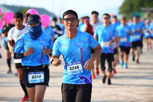 BIB: 6246, 6059
                            <button type="button" onclick="openModal(3103316)" class="btn btn-primary btn-sm float-right btn-popup" data-toggle="modal" data-target=".modal-high-quality">
                        <i class="fas fa-shopping-cart"></i> Add to Cart
                    </button>
                                            <button type="button" onclick="isThisMe(3103316, true)" class="btn btn-success btn-sm float-right btn-popup btn-isme hidden" data-toggle="tooltip" data-placement="bottom" title="นี่คือรูปของคุณใช่ไหม คลิกที่นี่เพื่อเอาเข้าอัลบั้ม">
                        <i class="fas fa-plus"></i> Add to album
                    </button>
                    <button type="button" onclick="isThisMe(3103316, false)" class="btn btn-warning btn-sm float-right btn-popup btn-isnotme hidden">
                        <i class="fas fa-ban"></i> Remove from album
                    </button>