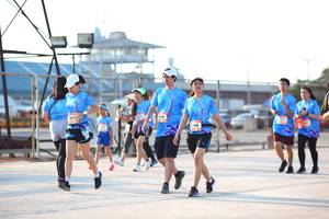 BIB: 955
                            <button type="button" onclick="openModal(3159030)" class="btn btn-primary btn-sm float-right btn-popup" data-toggle="modal" data-target=".modal-high-quality">
                        <i class="fas fa-shopping-cart"></i> Add to Cart
                    </button>
                                            <button type="button" onclick="isThisMe(3159030, true)" class="btn btn-success btn-sm float-right btn-popup btn-isme hidden" data-toggle="tooltip" data-placement="bottom" title="นี่คือรูปของคุณใช่ไหม คลิกที่นี่เพื่อเอาเข้าอัลบั้ม">
                        <i class="fas fa-plus"></i> Add to album
                    </button>
                    <button type="button" onclick="isThisMe(3159030, false)" class="btn btn-warning btn-sm float-right btn-popup btn-isnotme hidden">
                        <i class="fas fa-ban"></i> Remove from album
                    </button>