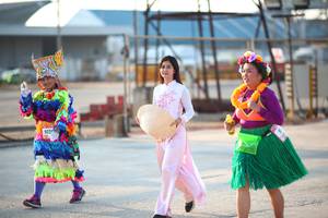 BIB: 
                            <button type="button" onclick="openModal(3159538)" class="btn btn-primary btn-sm float-right btn-popup" data-toggle="modal" data-target=".modal-high-quality">
                        <i class="fas fa-shopping-cart"></i> Add to Cart
                    </button>
                                            <button type="button" onclick="isThisMe(3159538, true)" class="btn btn-success btn-sm float-right btn-popup btn-isme hidden" data-toggle="tooltip" data-placement="bottom" title="นี่คือรูปของคุณใช่ไหม คลิกที่นี่เพื่อเอาเข้าอัลบั้ม">
                        <i class="fas fa-plus"></i> Add to album
                    </button>
                    <button type="button" onclick="isThisMe(3159538, false)" class="btn btn-warning btn-sm float-right btn-popup btn-isnotme hidden">
                        <i class="fas fa-ban"></i> Remove from album
                    </button>