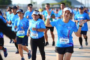 BIB: 6402, 7220, 6600
                            <button type="button" onclick="openModal(3102853)" class="btn btn-primary btn-sm float-right btn-popup" data-toggle="modal" data-target=".modal-high-quality">
                        <i class="fas fa-shopping-cart"></i> Add to Cart
                    </button>
                                            <button type="button" onclick="isThisMe(3102853, true)" class="btn btn-success btn-sm float-right btn-popup btn-isme hidden" data-toggle="tooltip" data-placement="bottom" title="นี่คือรูปของคุณใช่ไหม คลิกที่นี่เพื่อเอาเข้าอัลบั้ม">
                        <i class="fas fa-plus"></i> Add to album
                    </button>
                    <button type="button" onclick="isThisMe(3102853, false)" class="btn btn-warning btn-sm float-right btn-popup btn-isnotme hidden">
                        <i class="fas fa-ban"></i> Remove from album
                    </button>