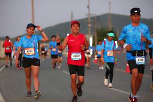 BIB: 8369, 6863, 6733
                            <button type="button" onclick="openModal(3186790)" class="btn btn-primary btn-sm float-right btn-popup" data-toggle="modal" data-target=".modal-high-quality">
                        <i class="fas fa-shopping-cart"></i> Add to Cart
                    </button>
                                            <button type="button" onclick="isThisMe(3186790, true)" class="btn btn-success btn-sm float-right btn-popup btn-isme hidden" data-toggle="tooltip" data-placement="bottom" title="นี่คือรูปของคุณใช่ไหม คลิกที่นี่เพื่อเอาเข้าอัลบั้ม">
                        <i class="fas fa-plus"></i> Add to album
                    </button>
                    <button type="button" onclick="isThisMe(3186790, false)" class="btn btn-warning btn-sm float-right btn-popup btn-isnotme hidden">
                        <i class="fas fa-ban"></i> Remove from album
                    </button>