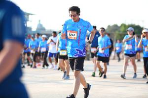 BIB: 9244
                            <button type="button" onclick="openModal(3158500)" class="btn btn-primary btn-sm float-right btn-popup" data-toggle="modal" data-target=".modal-high-quality">
                        <i class="fas fa-shopping-cart"></i> Add to Cart
                    </button>
                                            <button type="button" onclick="isThisMe(3158500, true)" class="btn btn-success btn-sm float-right btn-popup btn-isme hidden" data-toggle="tooltip" data-placement="bottom" title="นี่คือรูปของคุณใช่ไหม คลิกที่นี่เพื่อเอาเข้าอัลบั้ม">
                        <i class="fas fa-plus"></i> Add to album
                    </button>
                    <button type="button" onclick="isThisMe(3158500, false)" class="btn btn-warning btn-sm float-right btn-popup btn-isnotme hidden">
                        <i class="fas fa-ban"></i> Remove from album
                    </button>