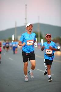 BIB: 8312, 8311
                            <button type="button" onclick="openModal(3185861)" class="btn btn-primary btn-sm float-right btn-popup" data-toggle="modal" data-target=".modal-high-quality">
                        <i class="fas fa-shopping-cart"></i> Add to Cart
                    </button>
                                            <button type="button" onclick="isThisMe(3185861, true)" class="btn btn-success btn-sm float-right btn-popup btn-isme hidden" data-toggle="tooltip" data-placement="bottom" title="นี่คือรูปของคุณใช่ไหม คลิกที่นี่เพื่อเอาเข้าอัลบั้ม">
                        <i class="fas fa-plus"></i> Add to album
                    </button>
                    <button type="button" onclick="isThisMe(3185861, false)" class="btn btn-warning btn-sm float-right btn-popup btn-isnotme hidden">
                        <i class="fas fa-ban"></i> Remove from album
                    </button>